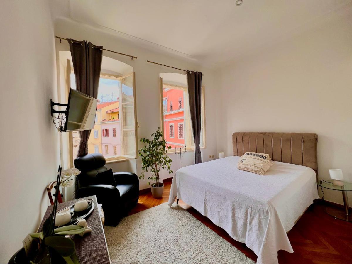 Diana'S Chamber Apartman Póla Kültér fotó